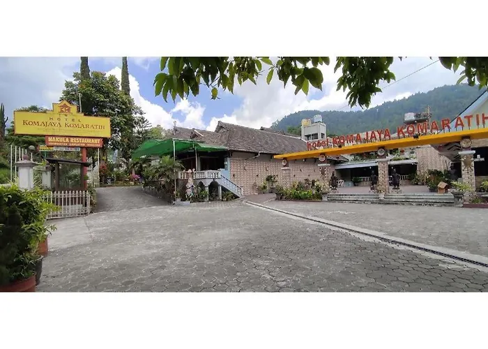 Komajaya Komaratih Hotel Tawangmangu